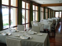 Imagen general del Hotel MIRADOR DE ULZAMA GOLF SPA. Foto 8