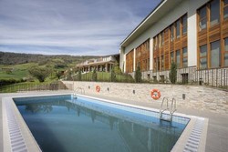 Imagen general del Hotel MIRADOR DE ULZAMA GOLF SPA. Foto 9