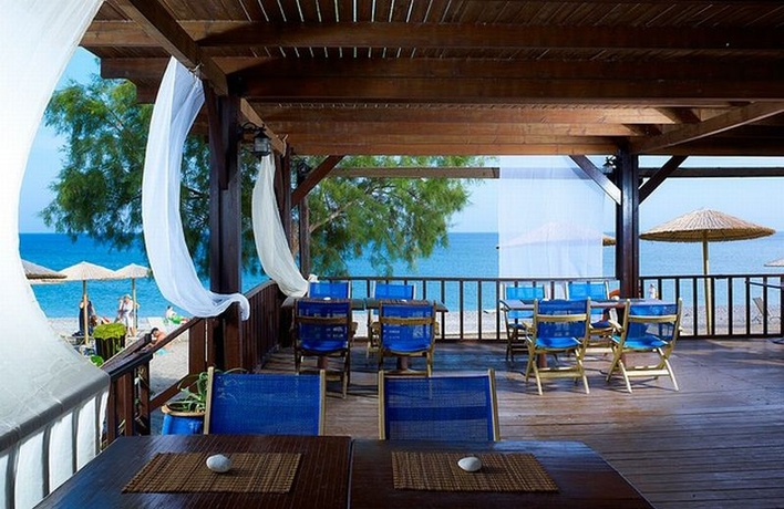 Imagen general del Hotel MIRALUNA VILLAGE and SPA. Foto 8