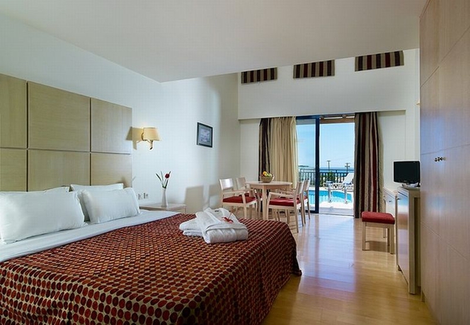 Imagen general del Hotel MIRALUNA VILLAGE and SPA. Foto 9