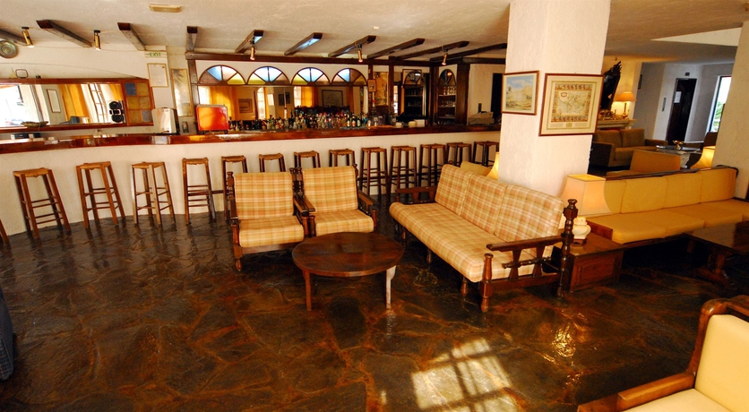 Imagen del bar/restaurante del Hotel MIRAMARE, Hersonissos. Foto 5