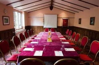 Imagen general del Hotel MISKIN MANOR COUNTRY. Foto 1