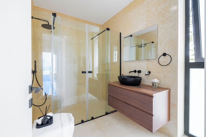 Imagen de la habitación del Hotel MITO Seaview by Serbellas. Foto 10