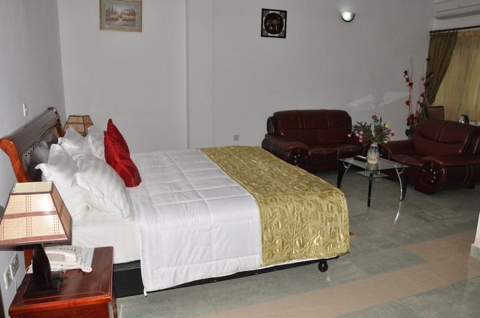 Imagen de la habitación del Hotel MJ Grand Hotel. Foto 3