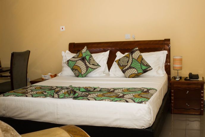 Imagen de la habitación del Hotel MJ Grand Hotel. Foto 12