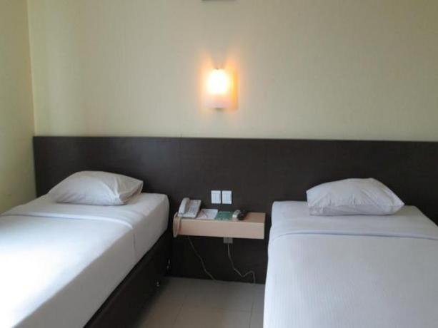 Imagen de la habitación del Hotel MJ, Samarinda. Foto 6