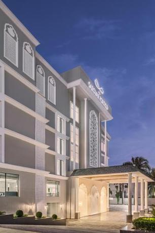 Imagen general del Hotel MJ Sarovar Portico Haridwar. Foto 4