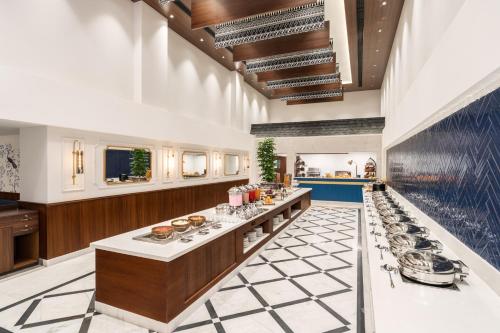 Imagen general del Hotel MJ Sarovar Portico Haridwar. Foto 6