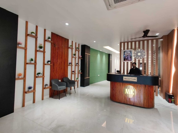 Imagen de los interiores del Hotel M.K. Foto 14