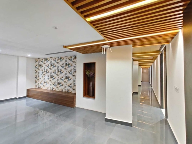Imagen de los interiores del Hotel M.K. Foto 15