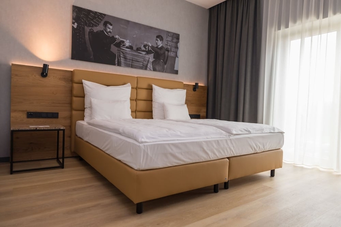 Imagen de la habitación del Hotel MK Tirana. Foto 6