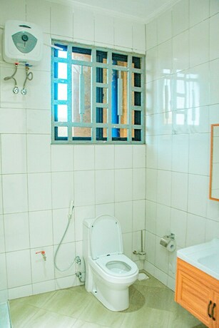 Imagen general del Hotel MLIMWA HILL PALACE. Foto 11