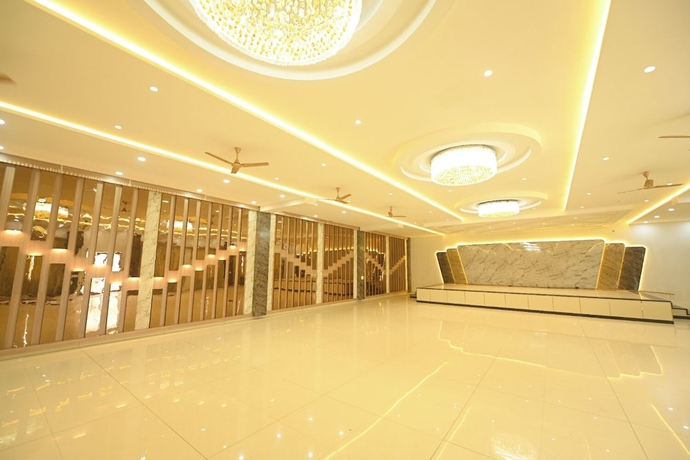 Imagen de los interiores del Hotel MM Resort ands Bhilai. Foto 6