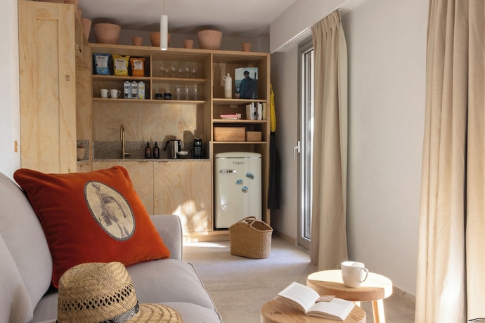 Imagen de la habitación del Hotel MOB Cannes. Foto 13