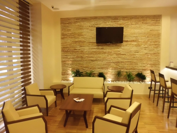 Imagen del bar/restaurante del Hotel MODERNO, Bari. Foto 2