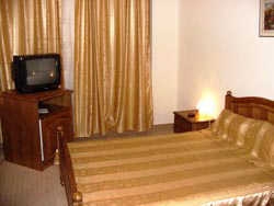 Imagen de la habitación del Hotel MOLDOVA, Bacau. Foto 6