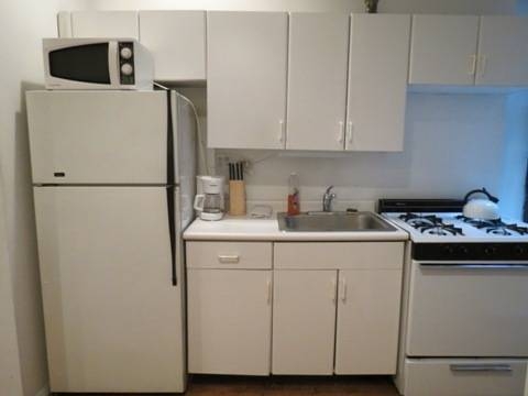 Imagen general del Hotel MOMA Apartments. Foto 3