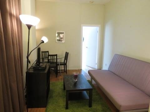 Imagen general del Hotel MOMA Apartments. Foto 7