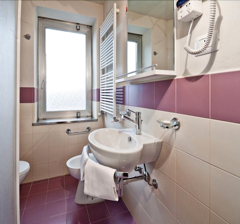 Imagen de la habitación del Hotel MONDIAL, Venecia. Foto 12