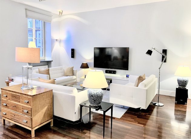 Imagen de los interiores del Hotel MONDRIAN Luxury Suites and Apartments Old Town Market Square. Foto 20