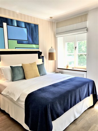 Imagen de la habitación del Hotel MONDRIAN Luxury Suites and Apartments Old Town Market Square. Foto 11