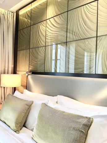 Imagen de la habitación del Hotel MONDRIAN Luxury Suites and Apartments Old Town Market Square. Foto 12