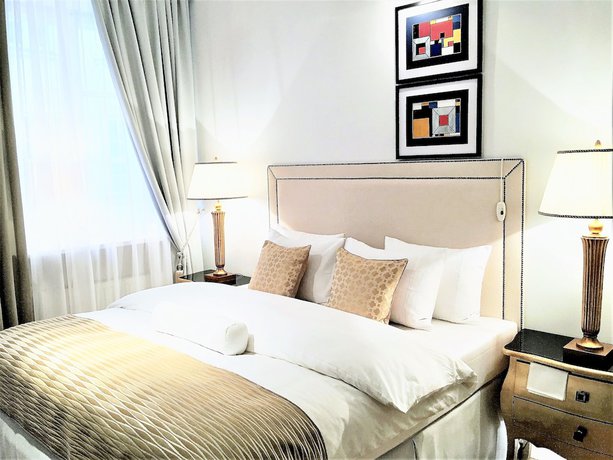 Imagen de la habitación del Hotel MONDRIAN Luxury Suites and Apartments Old Town Market Square. Foto 13