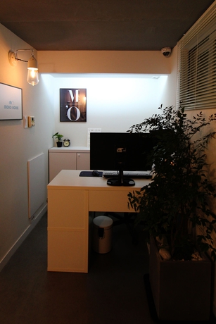 Imagen de los interiores del Hotel MONO HOUSE HONGDAE. Foto 16