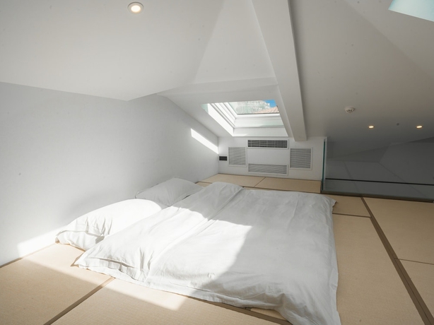 Imagen de la habitación del Hotel MONT XIX. Foto 13