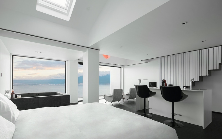 Imagen de la habitación del Hotel MONT XIX. Foto 14