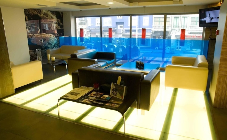 Imagen de los interiores del Hotel MOON, A Coru&ntilde;a. Foto 15