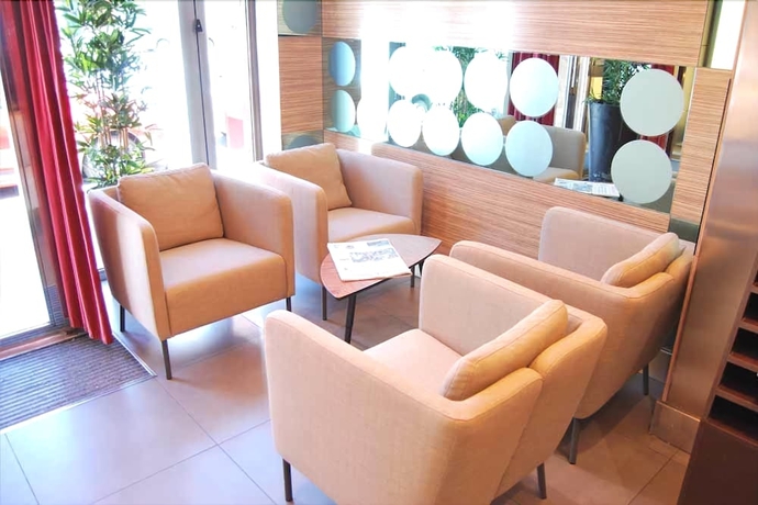 Imagen de los interiores del Hotel MOON. Foto 13