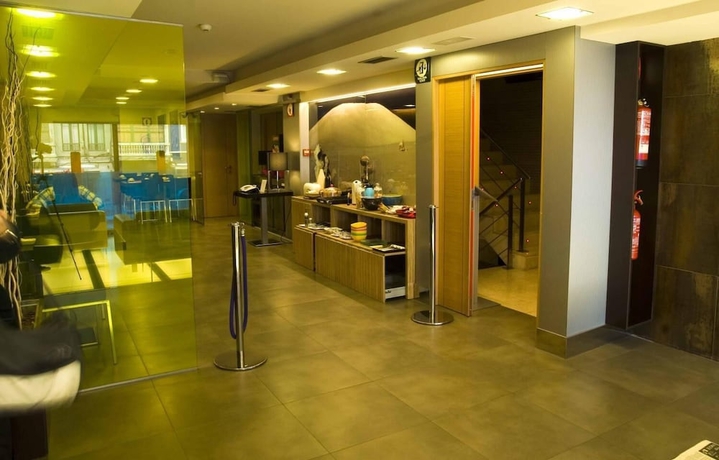 Imagen de los interiores del Hotel MOON. Foto 17