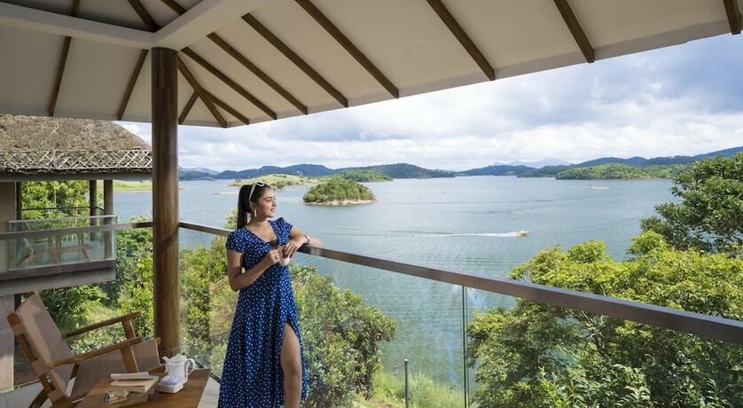 Imagen de la habitación del Hotel MOUNTAIN SHADOWS RESORTS. Foto 17