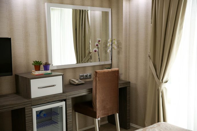 Imagen de la habitación del Hotel MOX. Foto 3