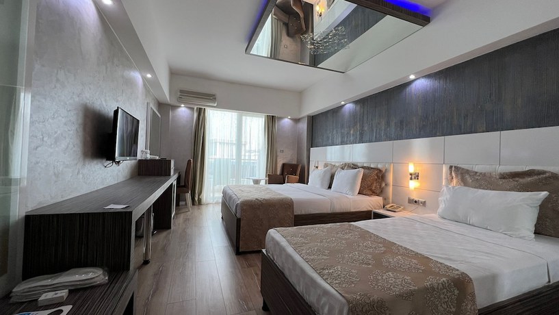 Imagen de la habitación del Hotel MOX. Foto 5