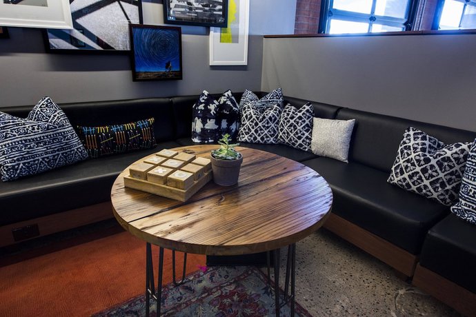 Imagen de los interiores del Hotel MOXY Phoenix Tempe/ASU Area. Foto 7