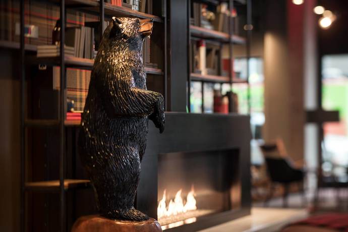 Imagen de los interiores del Hotel MOXY Seattle Downtown. Foto 18