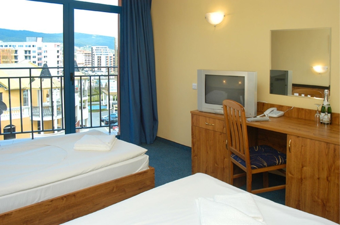 Imagen general del Hotel MPM Condor. Foto 7