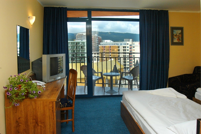 Imagen general del Hotel MPM Condor. Foto 8