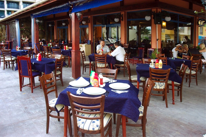 Imagen general del Hotel MPM Condor. Foto 13