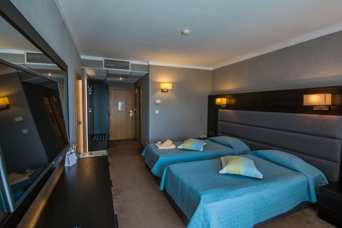 Imagen de la habitación del Hotel MPM Zornitza Sands. Foto 4