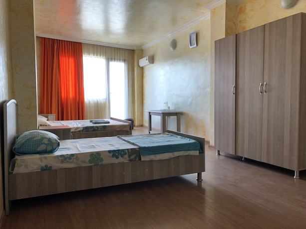 Imagen de la habitación del Hotel M-Palace. Foto 12
