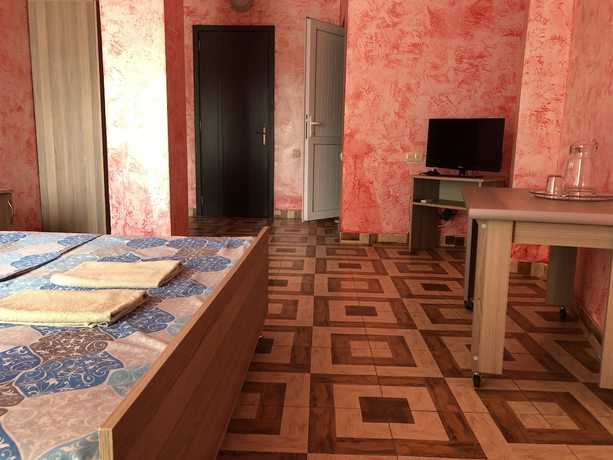 Imagen de la habitación del Hotel M-Palace. Foto 19
