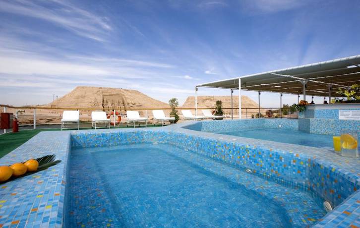 Imagen de la piscina del Hotel MS Movenpick Prince Abbas Nile Cruise. Foto 10