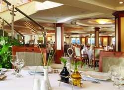 Imagen de la habitación del Hotel M/S Movenpick Royal Lotus Nile Cruise. Foto 7