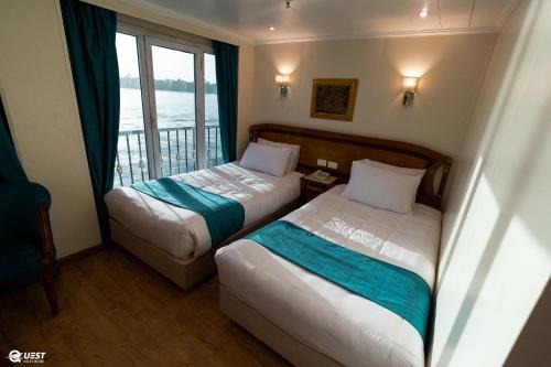 Imagen general del Hotel M/S Nile Quest Cruise - 4 or 7 Nights From Luxor each Monday and 3 or 7 Nights From Aswan each Frida. Foto 1