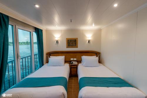 Imagen general del Hotel M/S Nile Quest Cruise - 4 or 7 Nights From Luxor each Monday and 3 or 7 Nights From Aswan each Frida. Foto 2