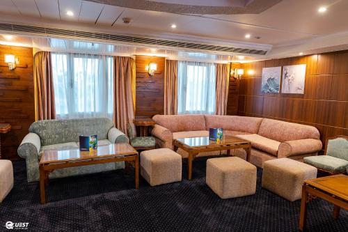 Imagen general del Hotel M/S Nile Quest Cruise - 4 or 7 Nights From Luxor each Monday and 3 or 7 Nights From Aswan each Frida. Foto 17