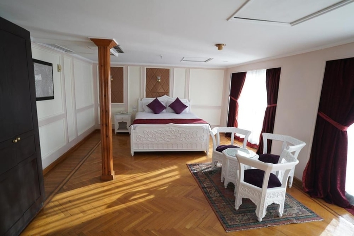 Imagen de la habitación del Hotel MS Royal Adventure. Foto 4